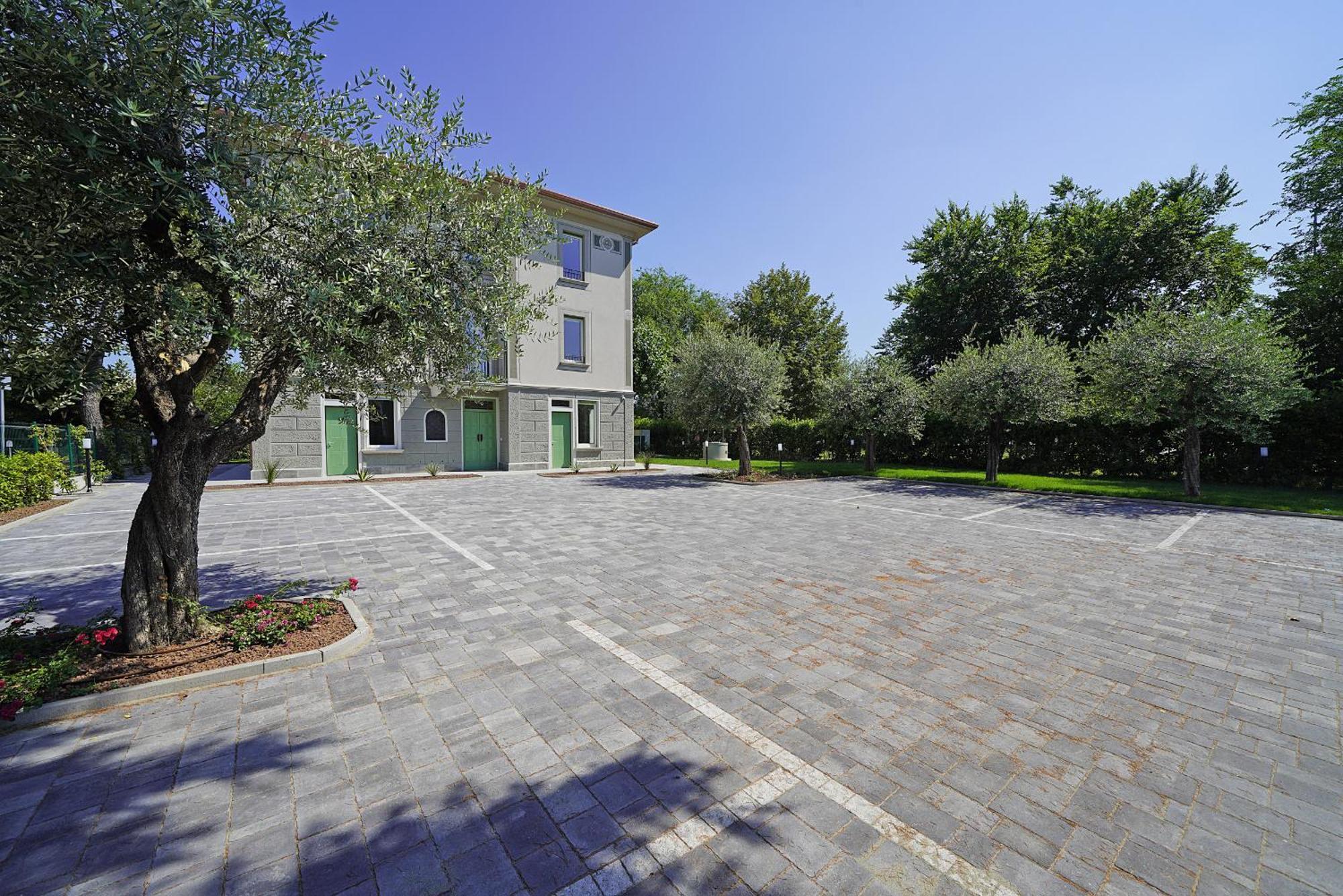 Villa Caterina Apartments By Wonderful Italy Desenzano del Garda Luaran gambar