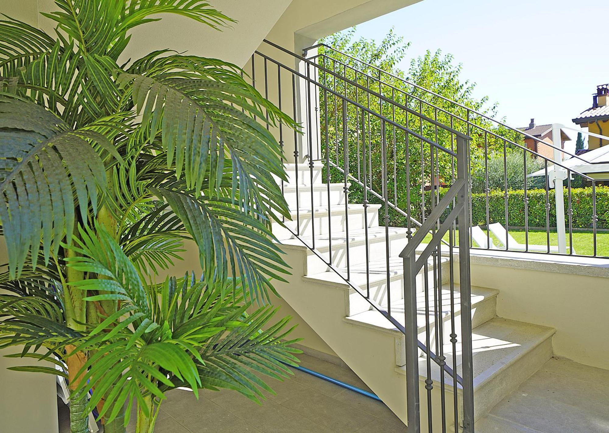 Villa Caterina Apartments By Wonderful Italy Desenzano del Garda Luaran gambar