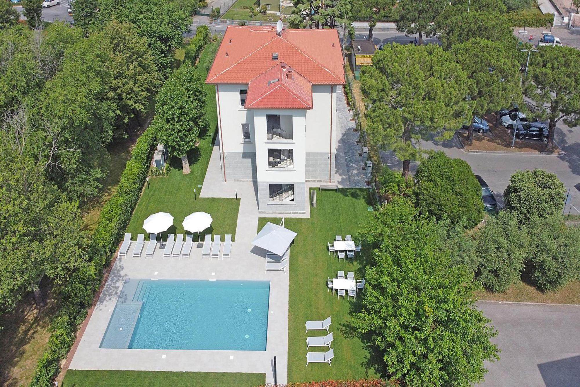 Villa Caterina Apartments By Wonderful Italy Desenzano del Garda Luaran gambar