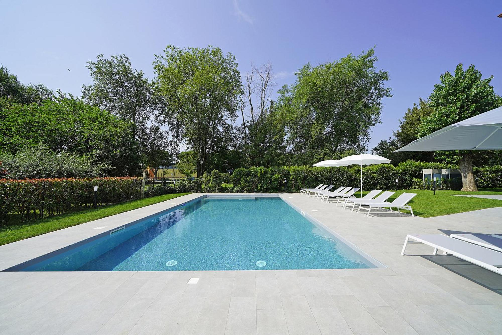 Villa Caterina Apartments By Wonderful Italy Desenzano del Garda Luaran gambar