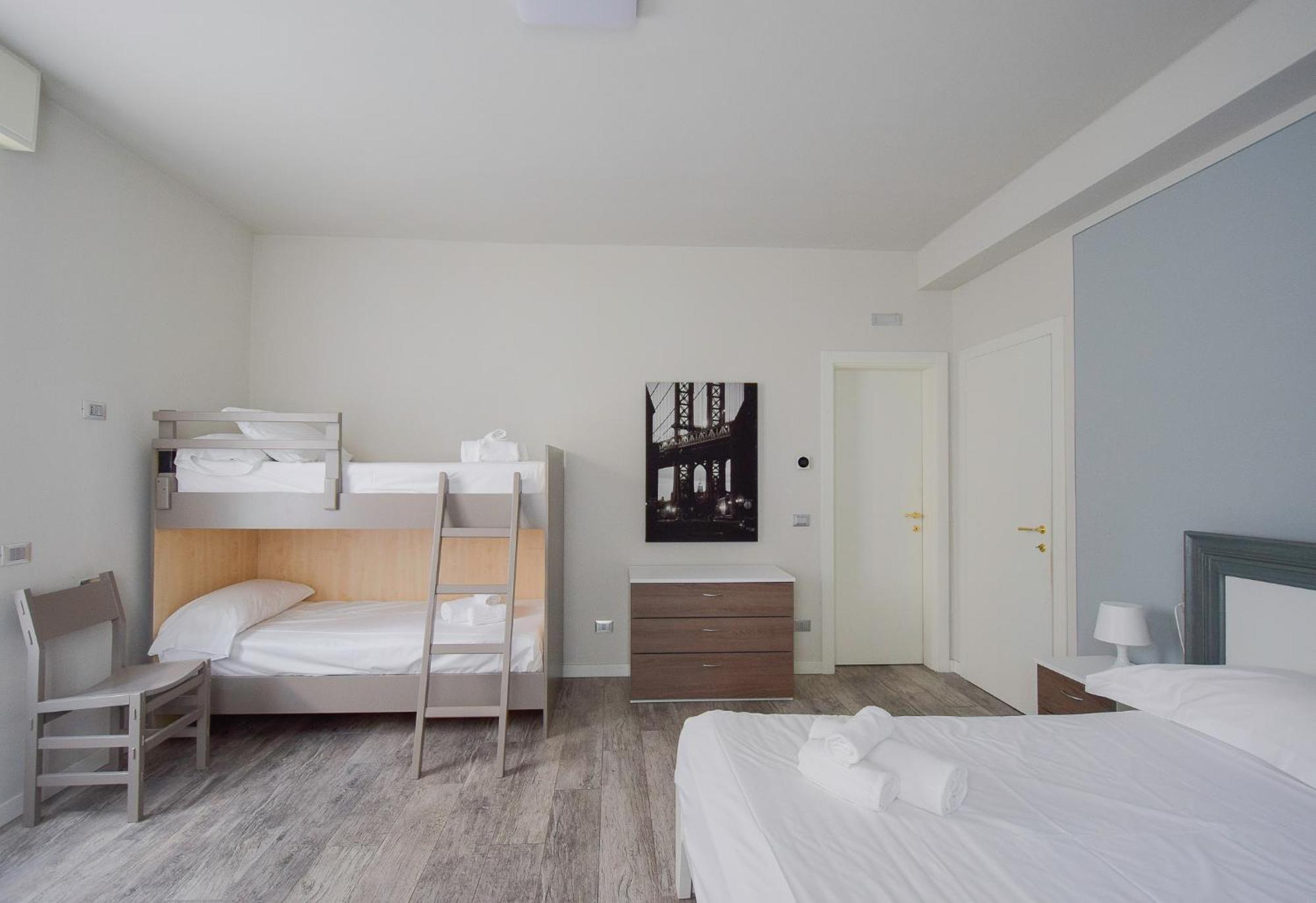 Villa Caterina Apartments By Wonderful Italy Desenzano del Garda Luaran gambar