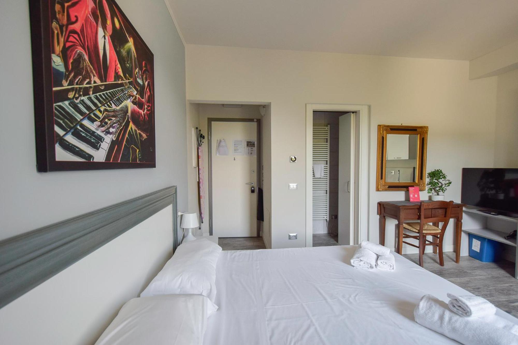 Villa Caterina Apartments By Wonderful Italy Desenzano del Garda Luaran gambar