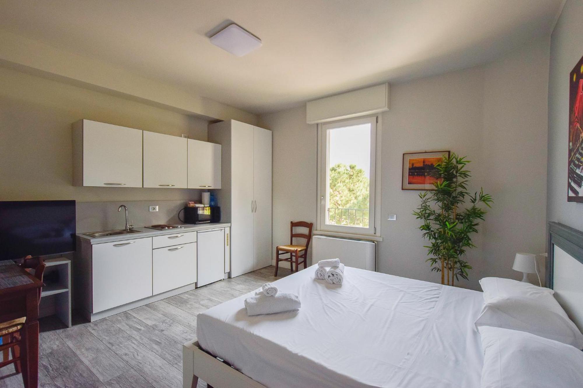Villa Caterina Apartments By Wonderful Italy Desenzano del Garda Luaran gambar