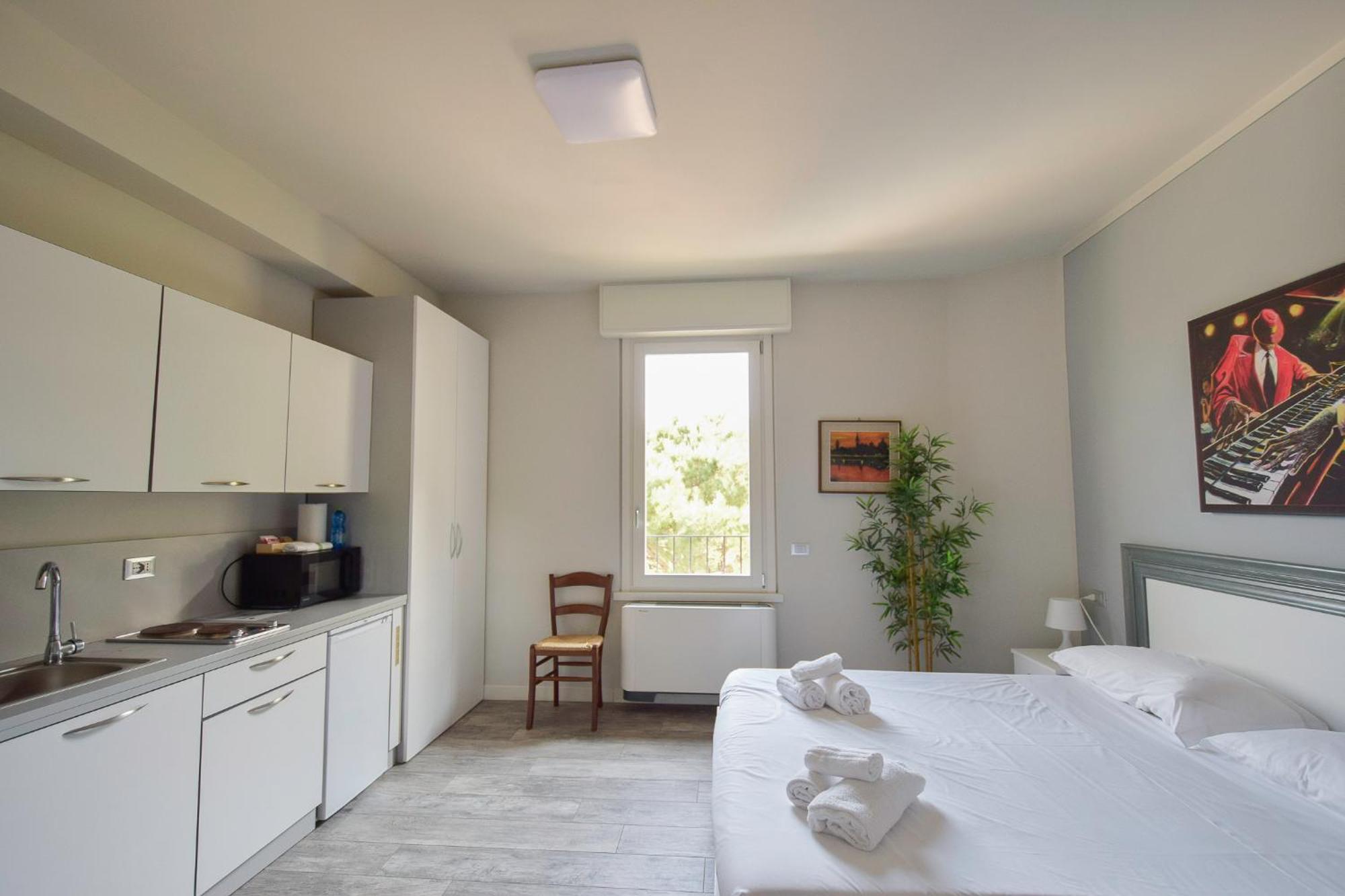 Villa Caterina Apartments By Wonderful Italy Desenzano del Garda Luaran gambar