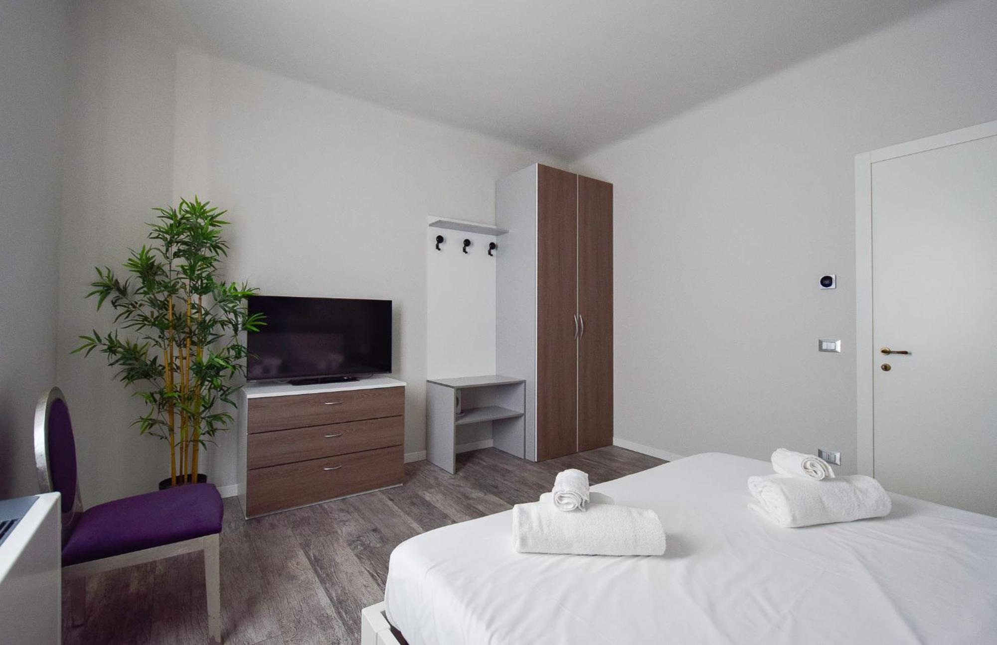 Villa Caterina Apartments By Wonderful Italy Desenzano del Garda Luaran gambar